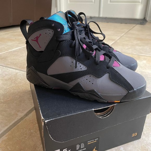 Boys Jordan 7's Bordeaux Fashion Sneakers 5Y 2015